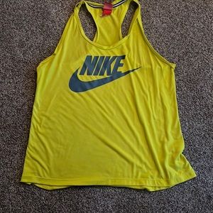 Nike workout tank top